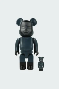 400% + 100% Bearbrick Squid Game Frontman - figurine | Noir