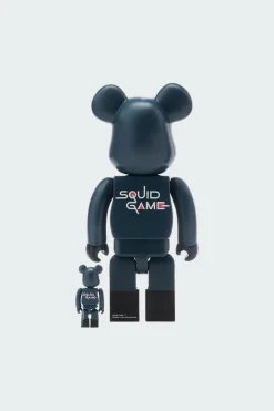 400% + 100% Bearbrick Squid Game Frontman - figurine | Noir