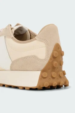 327 - Baskets | Beige