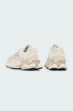 9060 - Baskets | Beige