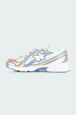 740 - Baskets | Bleu