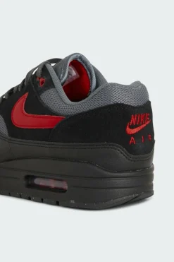 AM1 BLACK UNIVERSITY - Baskets | Noir