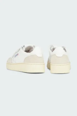 AUTRY 01 LOW - Baskets basses | Blanc