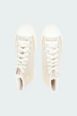 CHUCK TAYLOR ALL - - Aspect duveteux- Baskets montantes- Bout rond- Fermeture à lacets- Tige en faux mohair brossé- Patch logo - Semelle plate | Beige