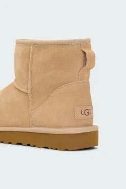 CLASSIC MINI II - Boots en cuir velours | Marron