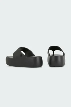 FREE PLATFORM THONG - Tongs | Noir