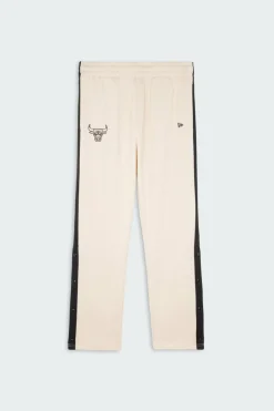 JOGGER CHICAGO BULLS - Jogging | Beige