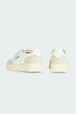 MEDALIST LOW - Baskets | Blanc