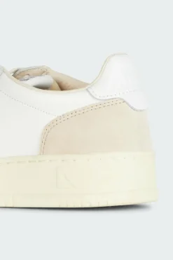MEDALIST LOW - Baskets | Blanc
