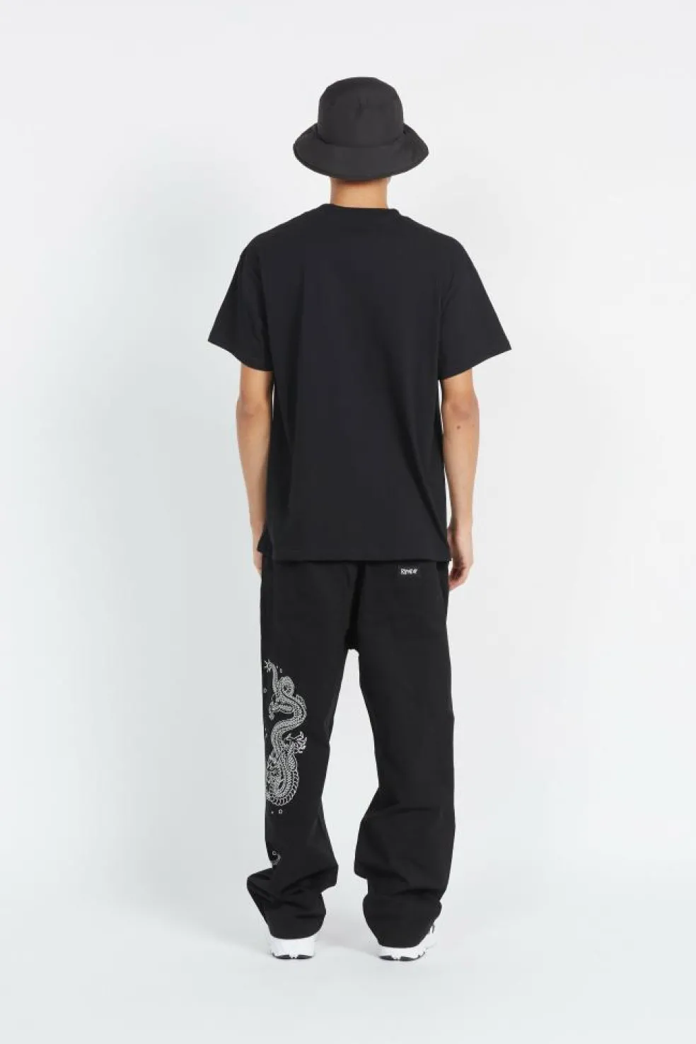 OBEY INSUATED - Bob | Noir