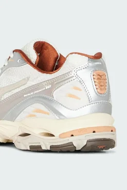 SHOE WAVE RIDER - Baskets | Blanc