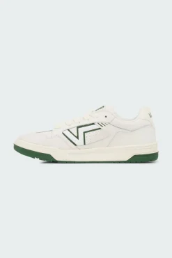 Upland - Baskets | Beige